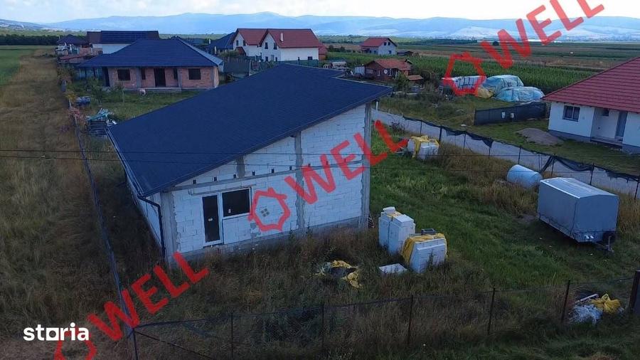 Casă cu 3 camere cu Teren 746 Mp în Arcuș