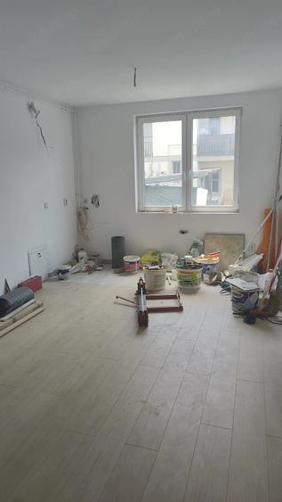 Apartament cu 3 camere semidecomandat în Apahida