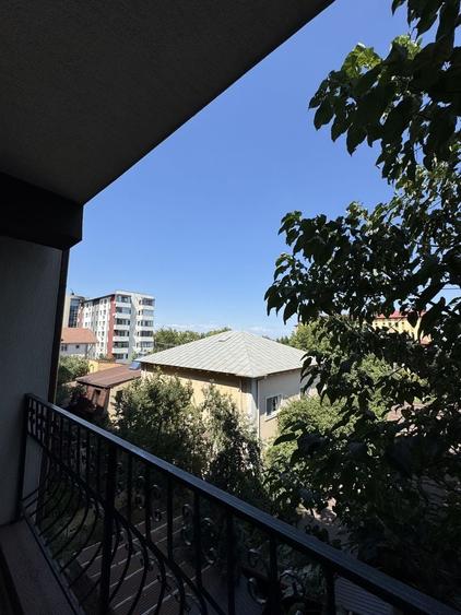 Apartament cu 2 camere decomandat, mobilat în Lacul Morii