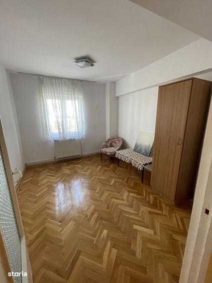 Apartament cu 4 camere în Central