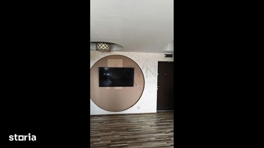 Garsonieră decomandată în Decebal