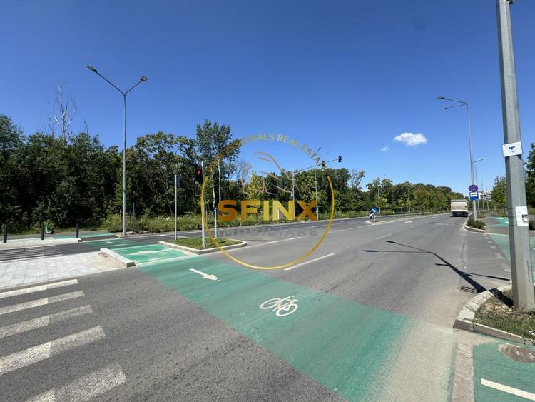 Teren Construcții intravilan de 5341 mp, în Prelungirea Ghencea