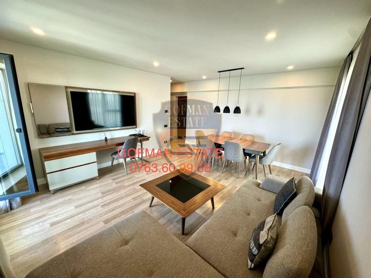 Apartament cu 4 camere decomandat, mobilat în Universitate