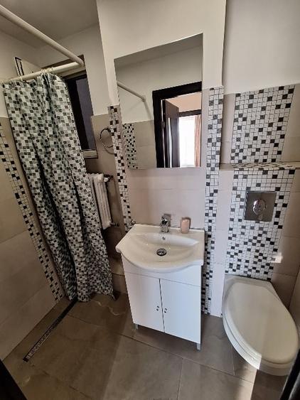 Apartament cu 2 camere decomandat în Cișmigiu