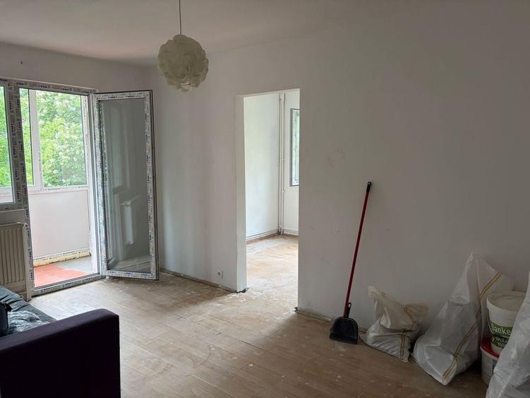 Apartament de vanzare 3 camere - 6
