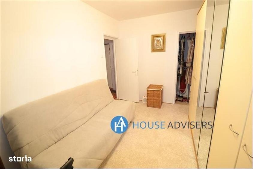 Apartament cu 3 camere în 1 Mai
