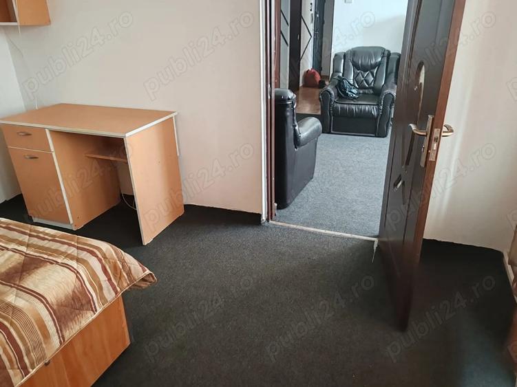Apartament cu 2 camere semidecomandat în 9 Mai