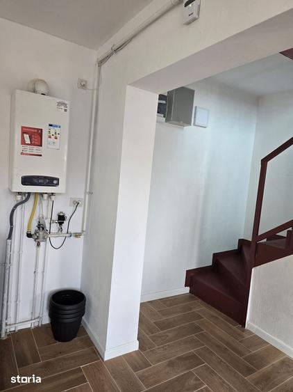 Apartament cu 3 camere în Burdea