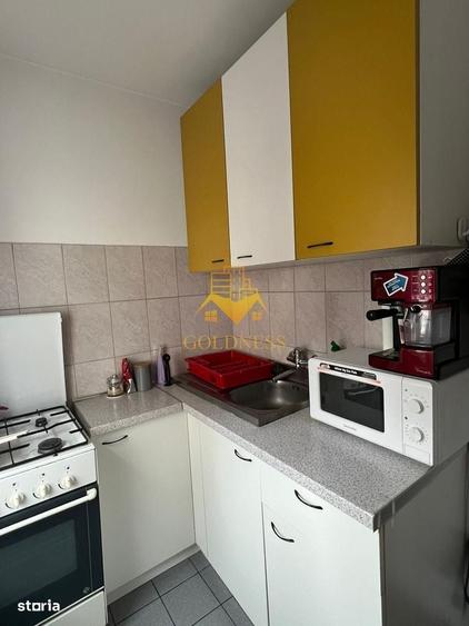 O camera, 22 mp, Zorilor str. Observatorului Zona Golden Tulip, UMF - 3