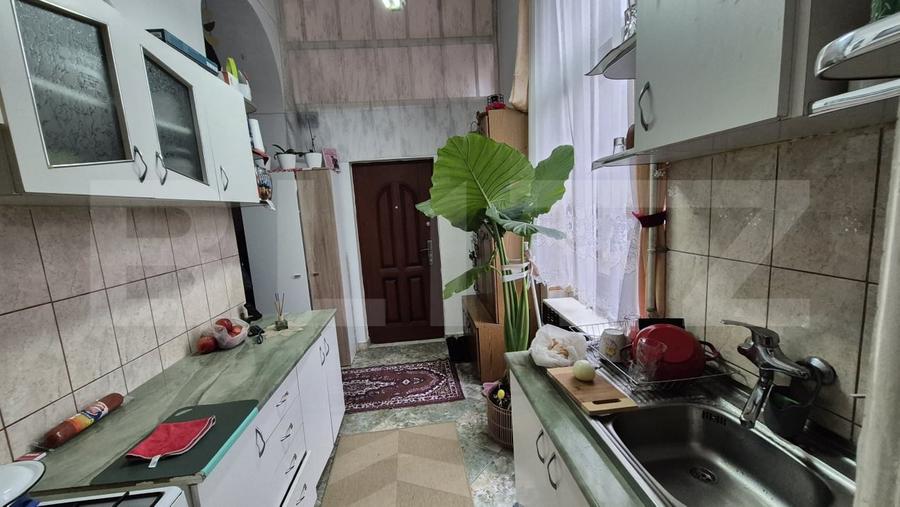 Apartament cu 2 camere semidecomandat, mobilat în Ultracentral