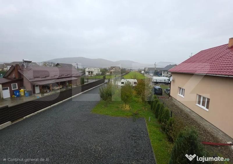 Casă cu 4 camere cu Teren 1000 Mp în Central
