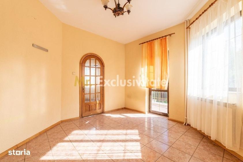 Casă cu 4 camere în Valea Ursului