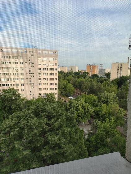 Apartament cu 2 camere semidecomandat, mobilat în Dristor