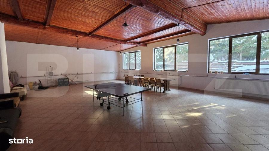 Casă cu 4 camere în Colibița