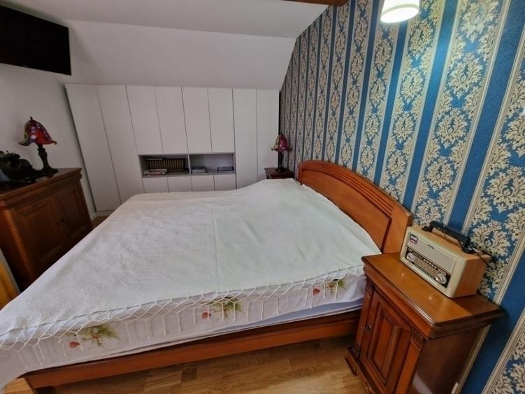Casă individuală cu 5 camere în Central