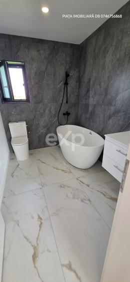 Casă individuală cu 5 camere cu Teren 500 Mp în Săcueni