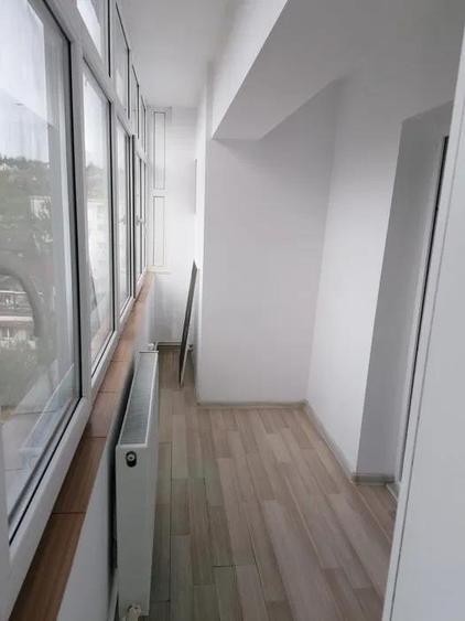 Apartament cu 2 camere decomandat, mobilat în Podul de Fier