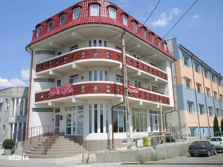 3 camere Apartament de inchiriat - 1
