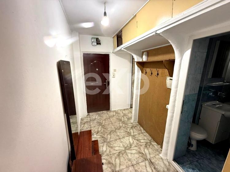 Apartament cu 2 camere nedecomandat, mobilat în Războieni