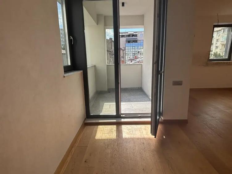 Apartament 3 camere Finisat Lux Finalizat 2 min Metrou Unirii Horoscop - 13