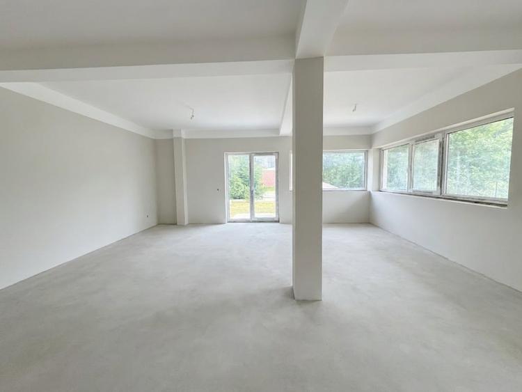 Duplex cu 4 camere cu Canalizare în Chinteni