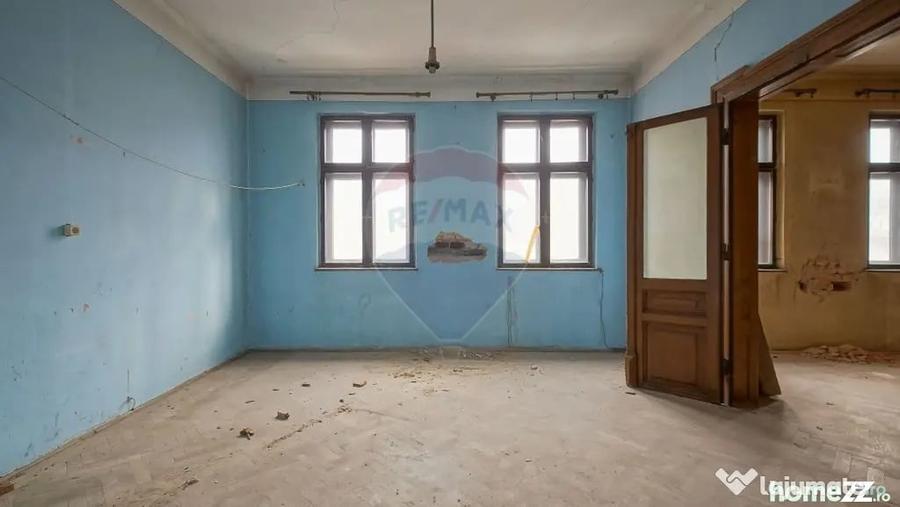 Spațiu comercial, de 167 mp, în Centrul Istoric