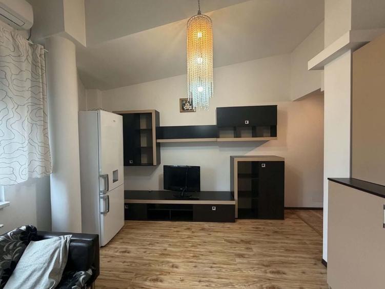 Inchiriez apartament 2 camere - 5