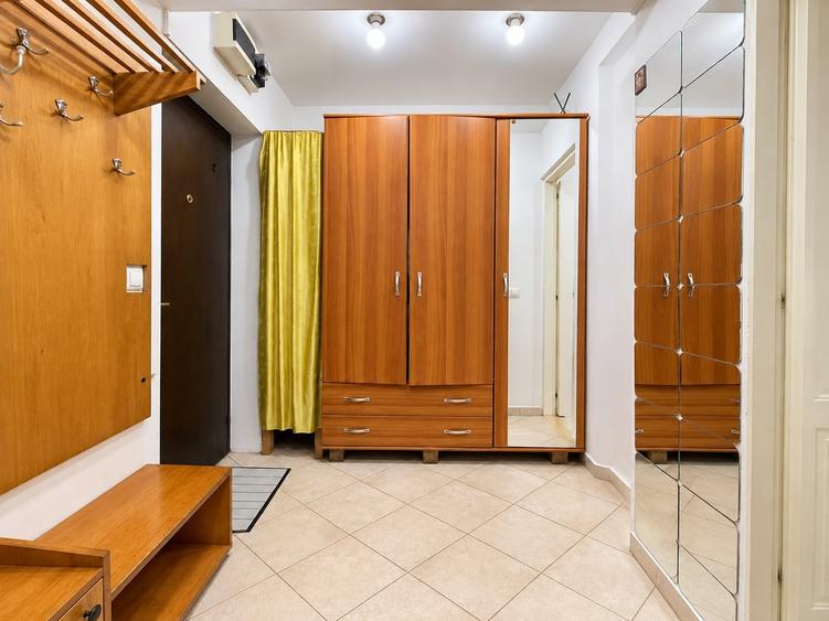 Garsonieră decomandată în Platoul Izvor