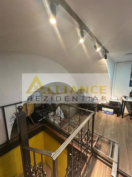 Spațiu comercial, de 200 mp, în Centrul Civic