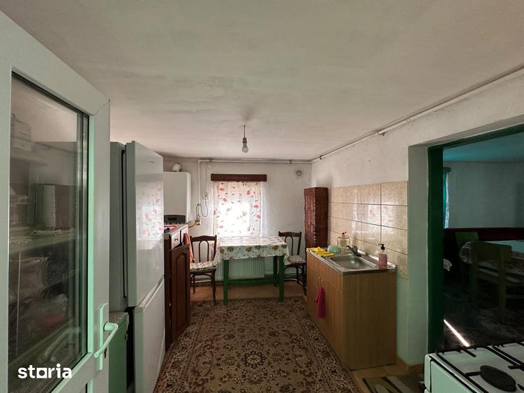 Casă cu 4 camere cu Teren 376 Mp în Ghiroda