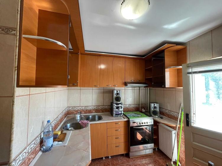 Apartament cu 3 camere Micro 20 de inchiriat - 2