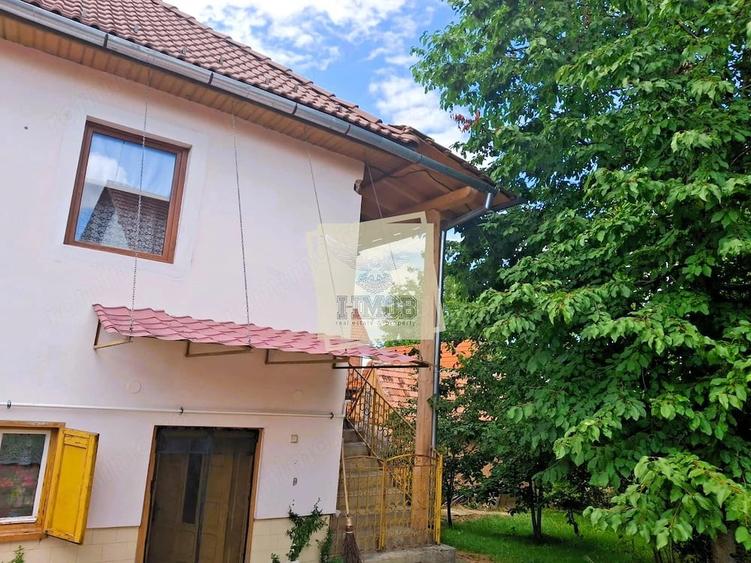 Casă cu 3 camere cu Teren 506 Mp în Rășinari