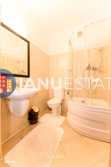 Apartament cu 4 camere decomandat în Ștefan cel Mare