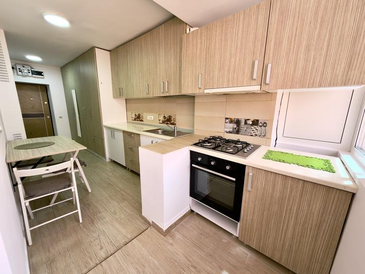 Apartament cu 2 camere semidecomandat, mobilat în Ștefan cel Mare