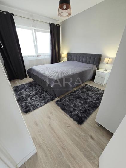 Apartament cu 3 camere decomandat, mobilat în Florești