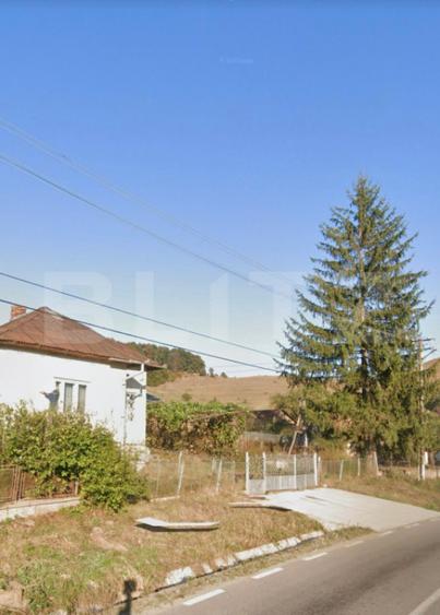 Casă cu 2 camere cu Teren 3400 Mp în Recea-Cristur