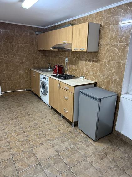 Casă cu 2 camere cu Teren 500 Mp în Central