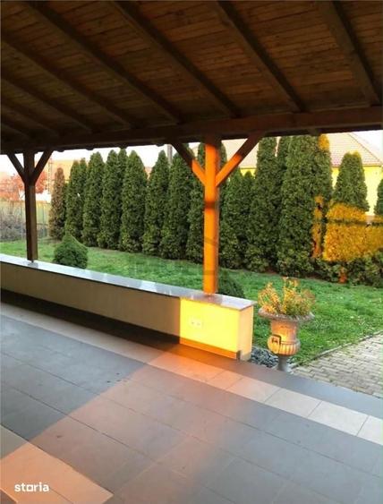 EXCLUSIVITATE ! Casa pe 3 etaje de vanzare in Cenad la pret de apartam - 4