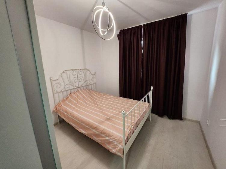 Apartament cu 2 camere decomandat, mobilat în Central