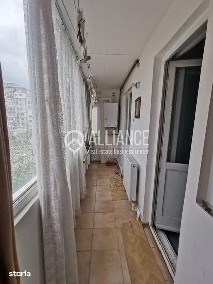 Apartament cu 3 camere decomandat în Tomis Nord