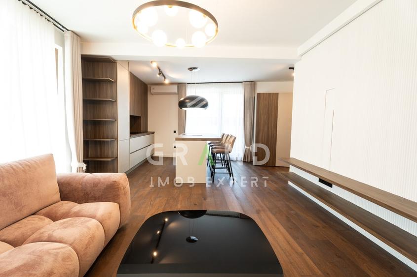 Penthouse cu 3 camere semidecomandat, mobilat în Grigorescu