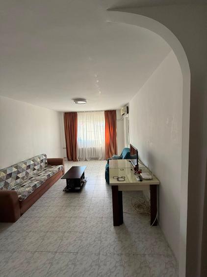 Apartament cu 2 camere decomandat, mobilat în Drumul Taberei
