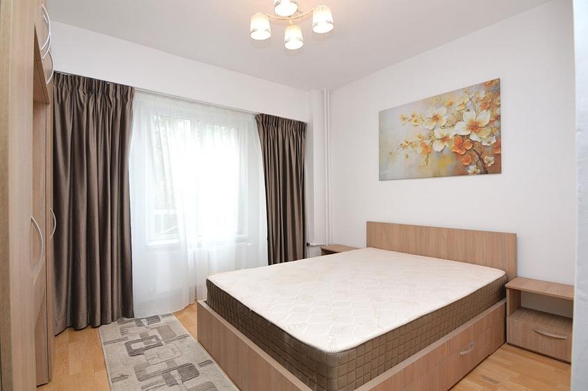 Apartament cu 3 camere decomandat, mobilat în Unirii