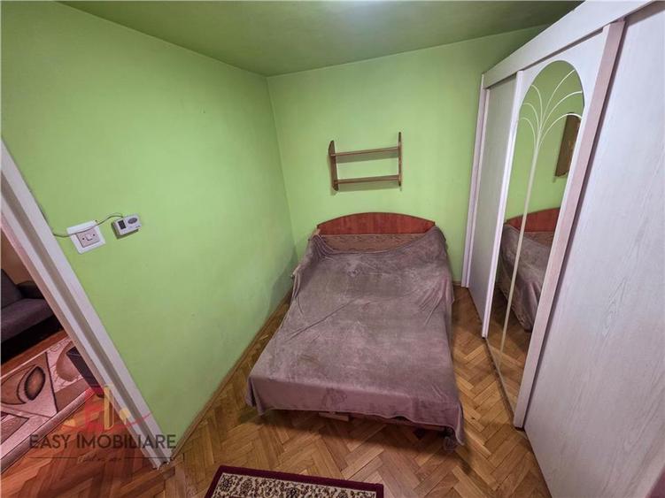 Apartament cu 2 camere semidecomandat în Cornișa
