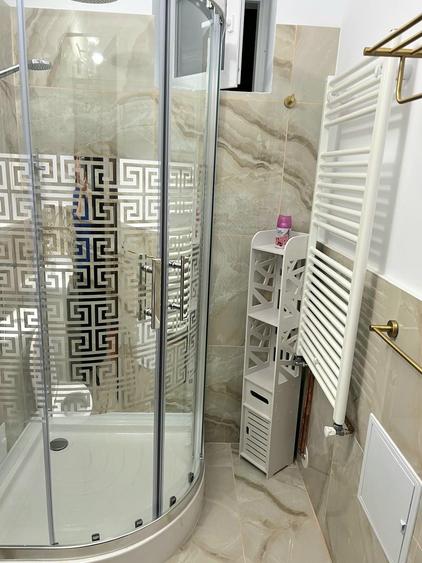 Apartament cu 3 camere decomandat în Centrul Istoric