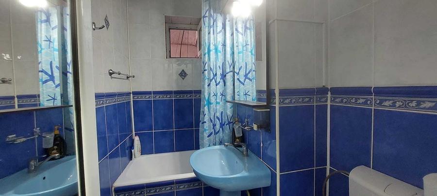 Apartament cu 2 camere semidecomandat în Micro 17