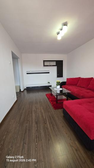 Apartament cu 2 camere decomandat în 22 Decembrie