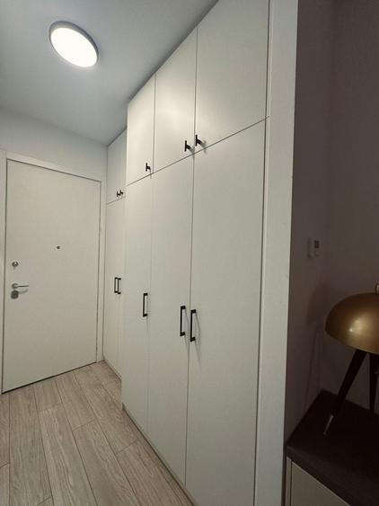 Apartament cu 3 camere decomandat în Basarab