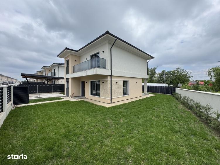 Casă cu 4 camere în Valea Ursului