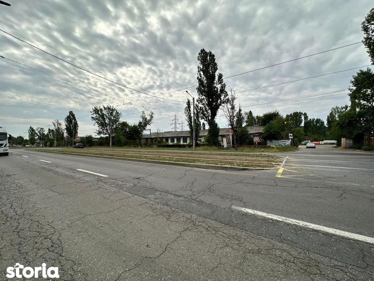Spațiu comercial, de 700 mp, în Central